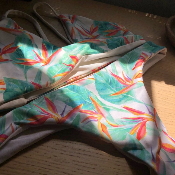 Reversible Bikini Set - Picture 4 of 5